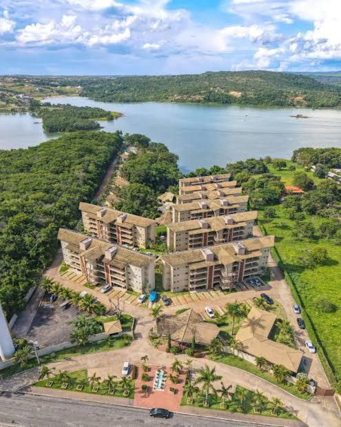 Aldeia Do Lago - Beira Do Lago Caldas Novas Exterior photo